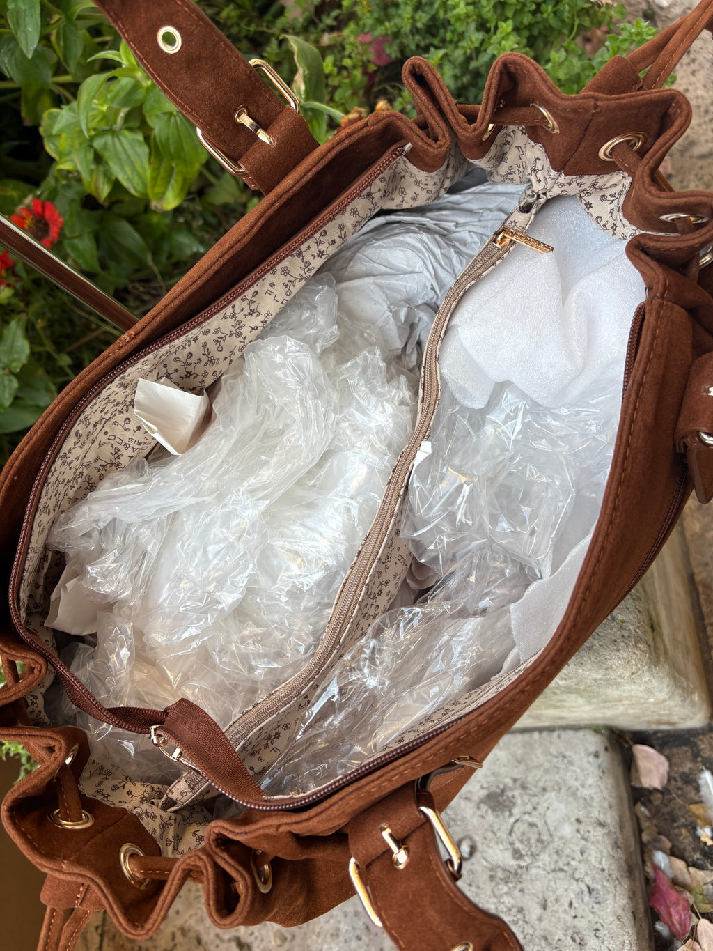 Sac à main Garance en suédine camel - Flora & Co Paris