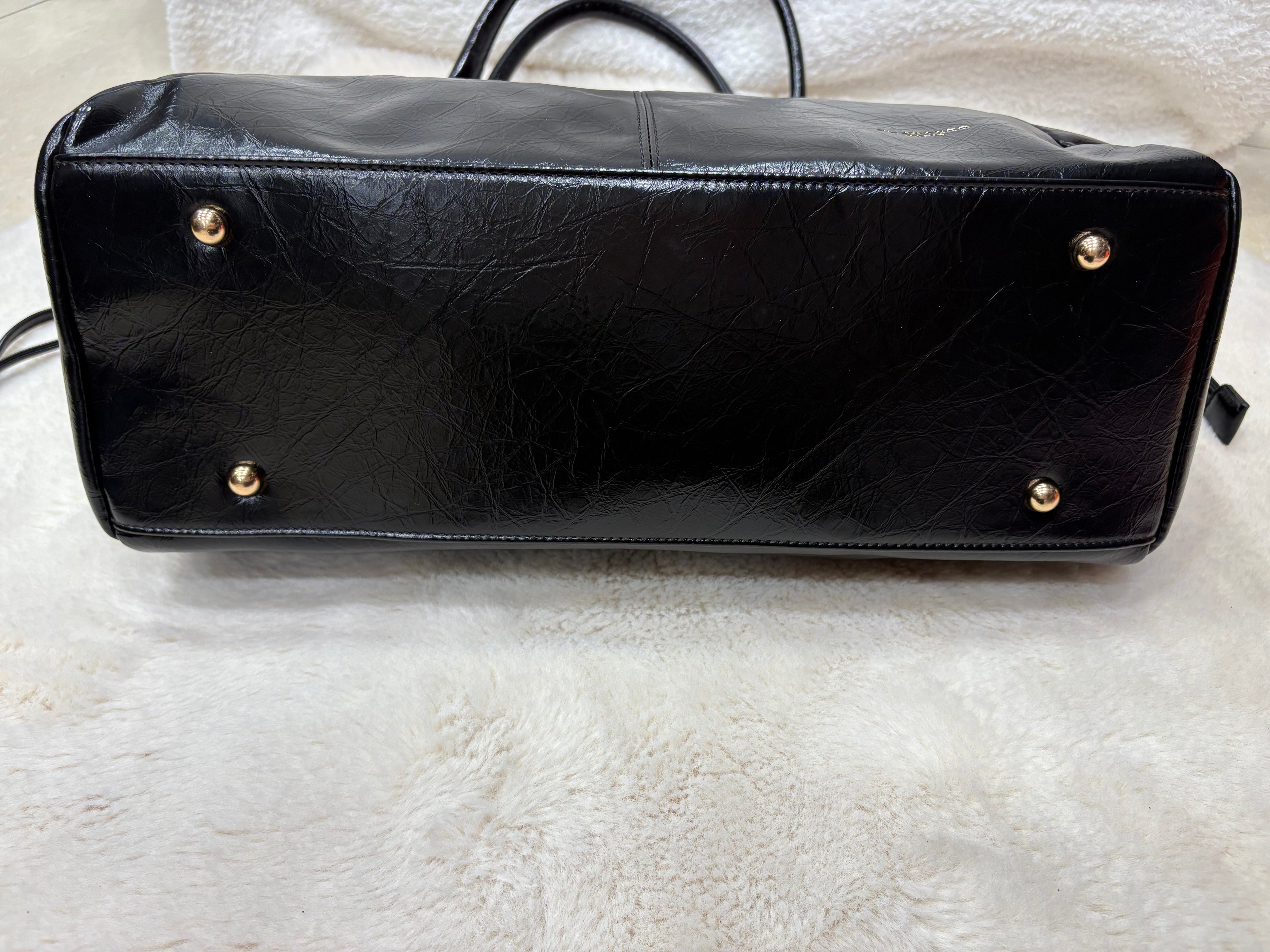 Sac à main noir Iria - Flora & Co Paris